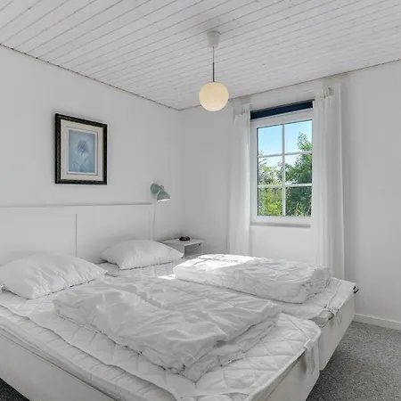 Beautiful In With 2 Bedrooms And Wifi オーベンロー